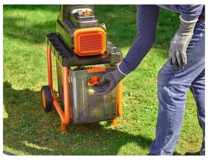 Измельчитель электрический BLACK+DECKER BEGAS 5800-QS фотография 3