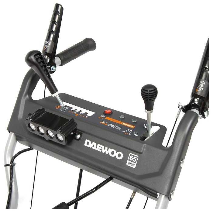 Снегоуборщик бензиновый Daewoo Power Products DAST 7565 самоходный фотография 4