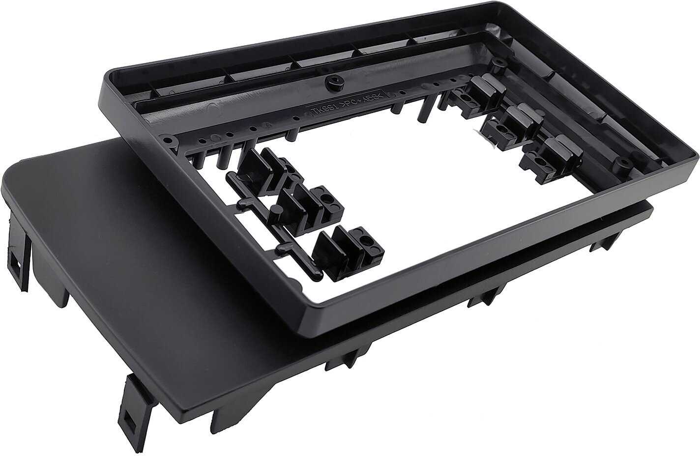 Штатная магнитола Teyes CC3 2K 4/32 9.5