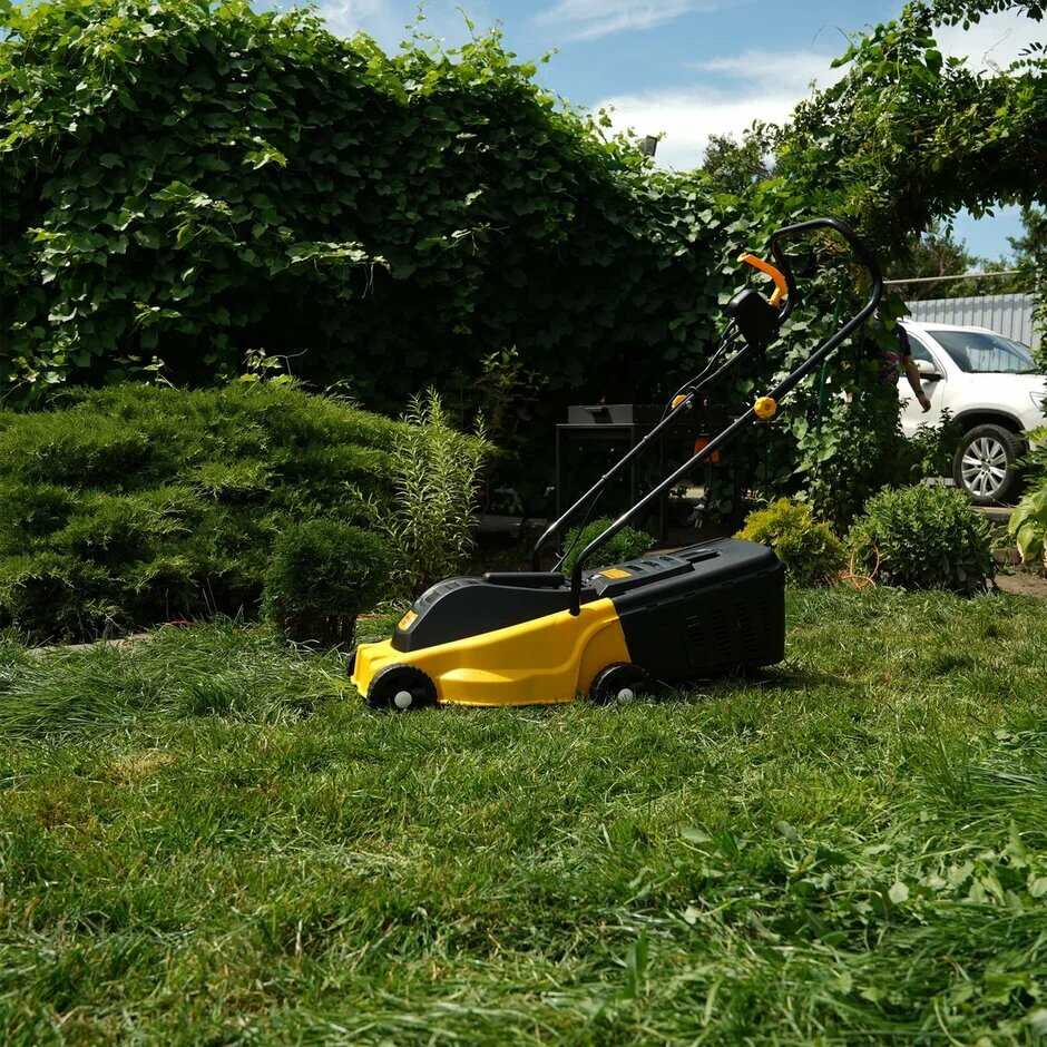 Газонокосилка Partner Partner for Garden LM 1832 (1800 Вт, ширина 320 мм, высота 25/40/55, объём травосборника 30 Л) фотография 22