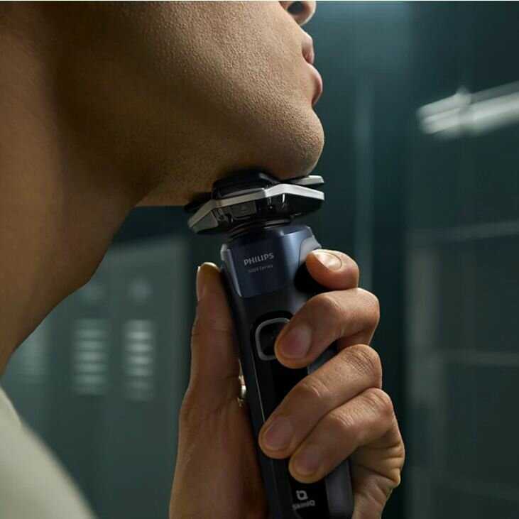 Бритва электрическая Philips Shaver Series 5000 (S5885/10) фотография 6