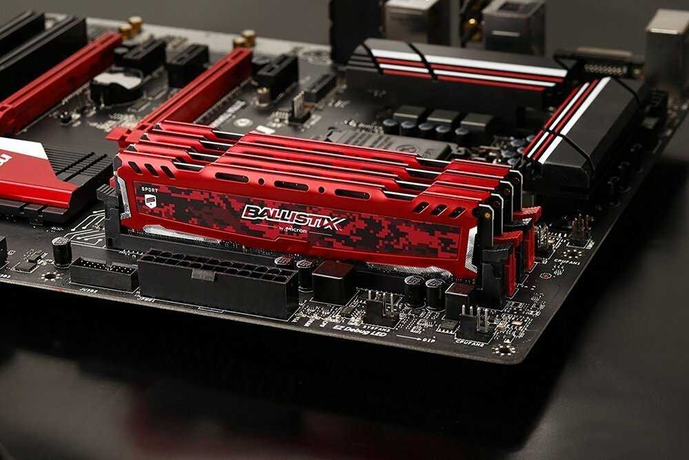 Оперативная память Crucial Value 4 ГБ DDR4 DIMM CL19 (CT4G4DFS8266) фотография 4