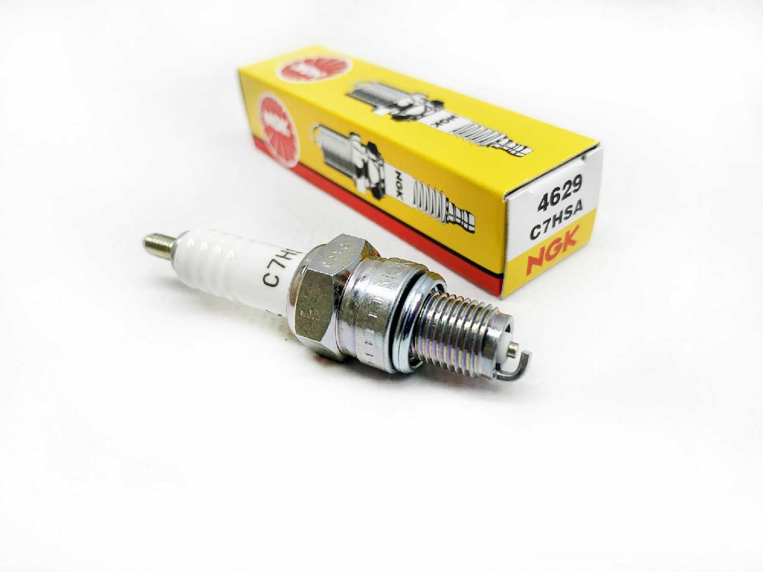 Свеча зажигания NGK C7HSA фотография 6