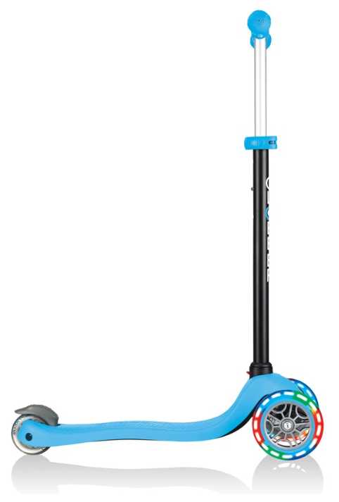 Детский 3-колесный самокат-беговел GLOBBER Go Up Sporty Plus Lights фотография 19