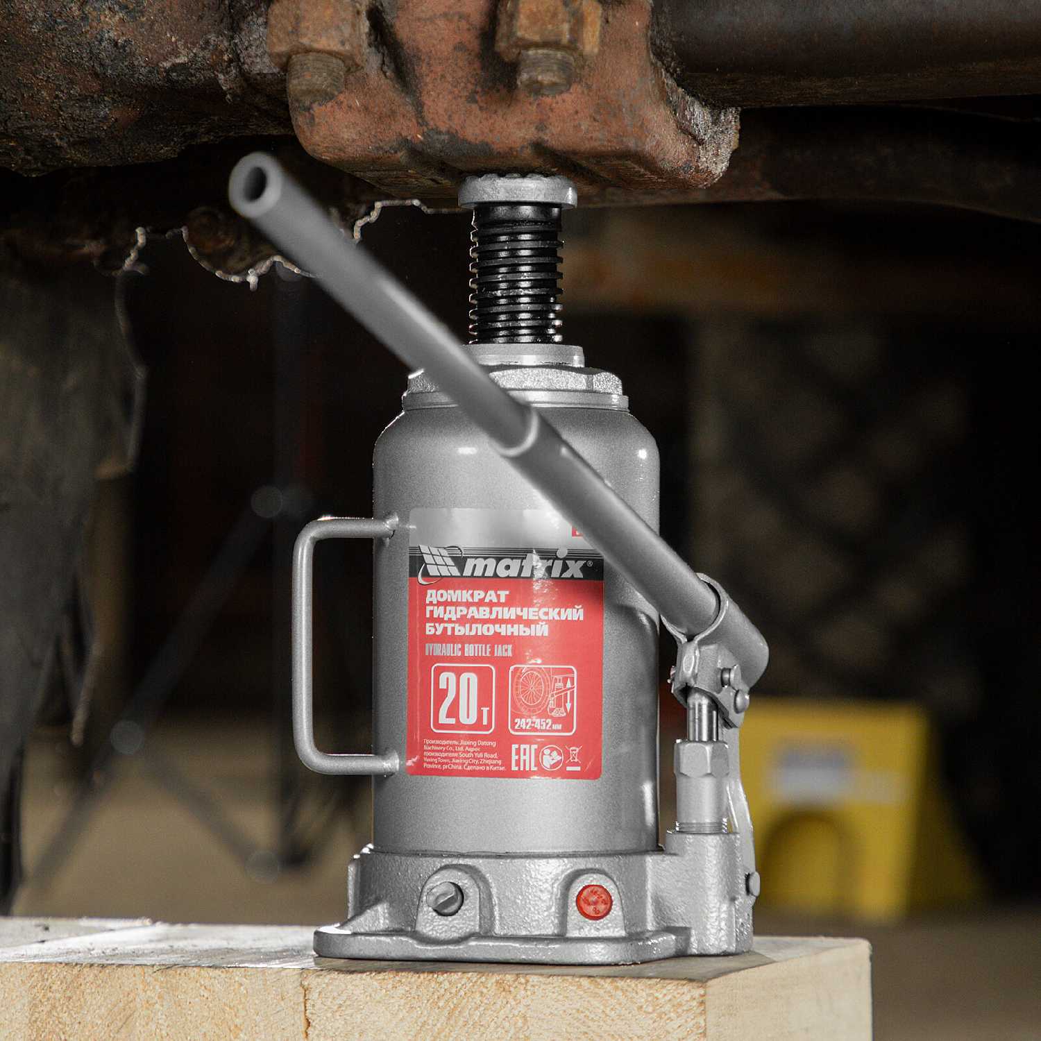 Домкрат бутылочный гидравлический Matrix Домкрат бутылочный гидравлический для мототехники (50731) фотография 3