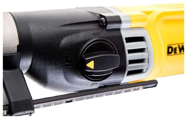 Перфоратор DeWalt D 25144 K фотография 5