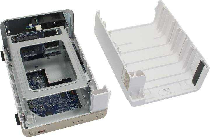 Сетевое хранилище NAS Qnap TS-262-4G фотография 19