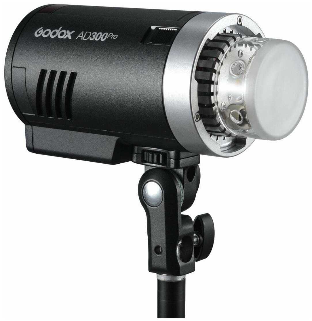 Вспышка аккумуляторная Godox Witstro AD300Pro с поддержкой TTL фотография 1