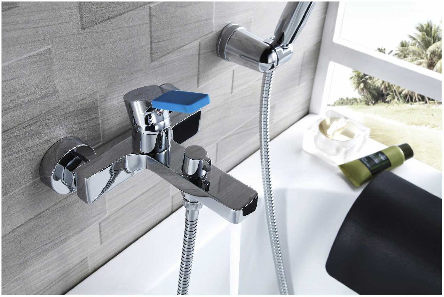 Смеситель с душевой лейкой Lemark Aura LM0614C, фотография 1