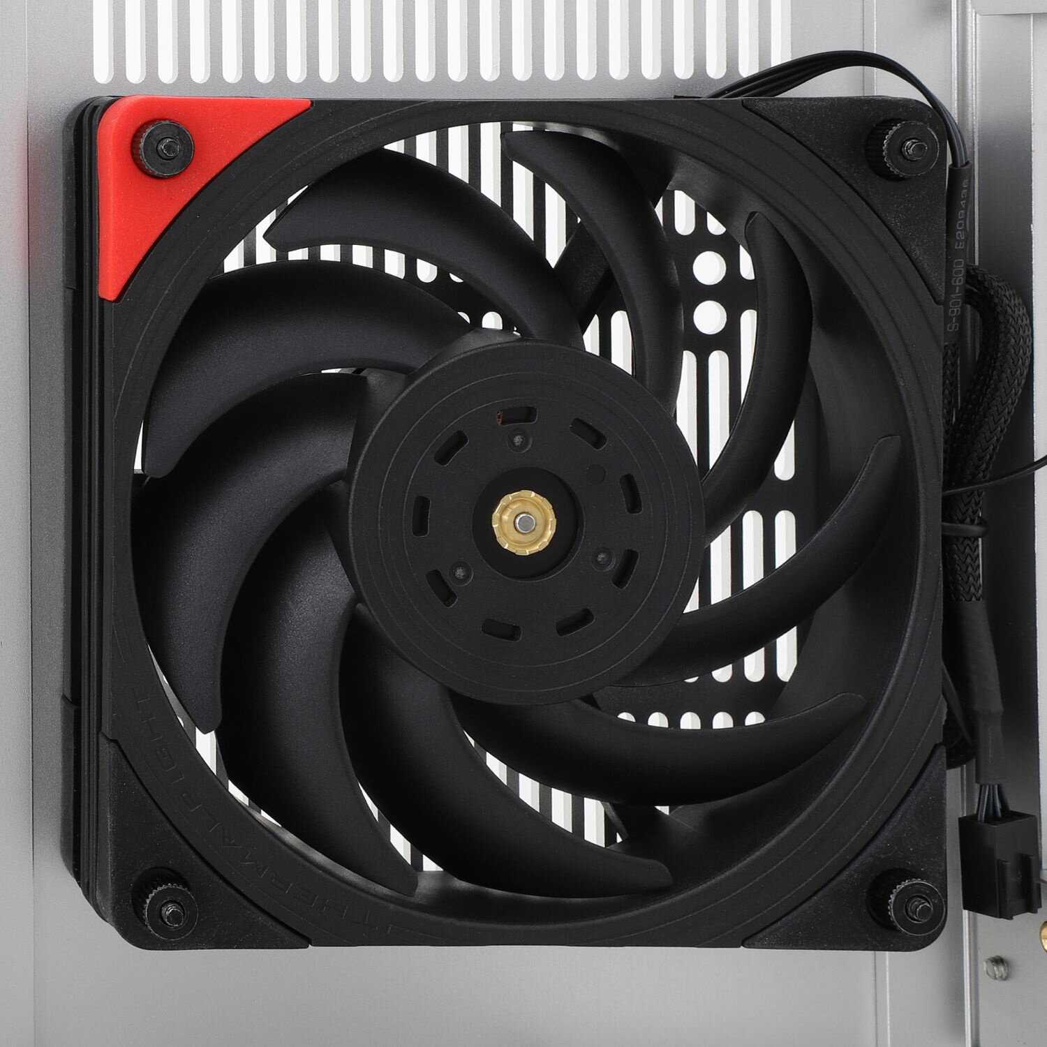 Вентилятор Thermalright TL-B12-EXTREM (215gr) фотография 2