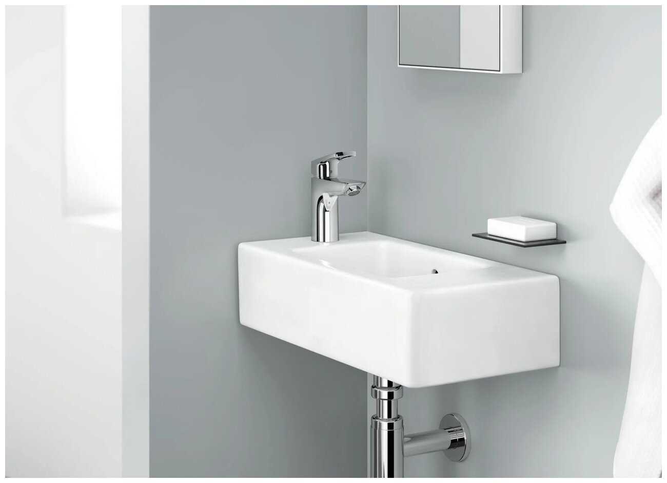 Смеситель для раковины (умывальника) hansgrohe Logis Loop 71151000, рычажный фотография 1