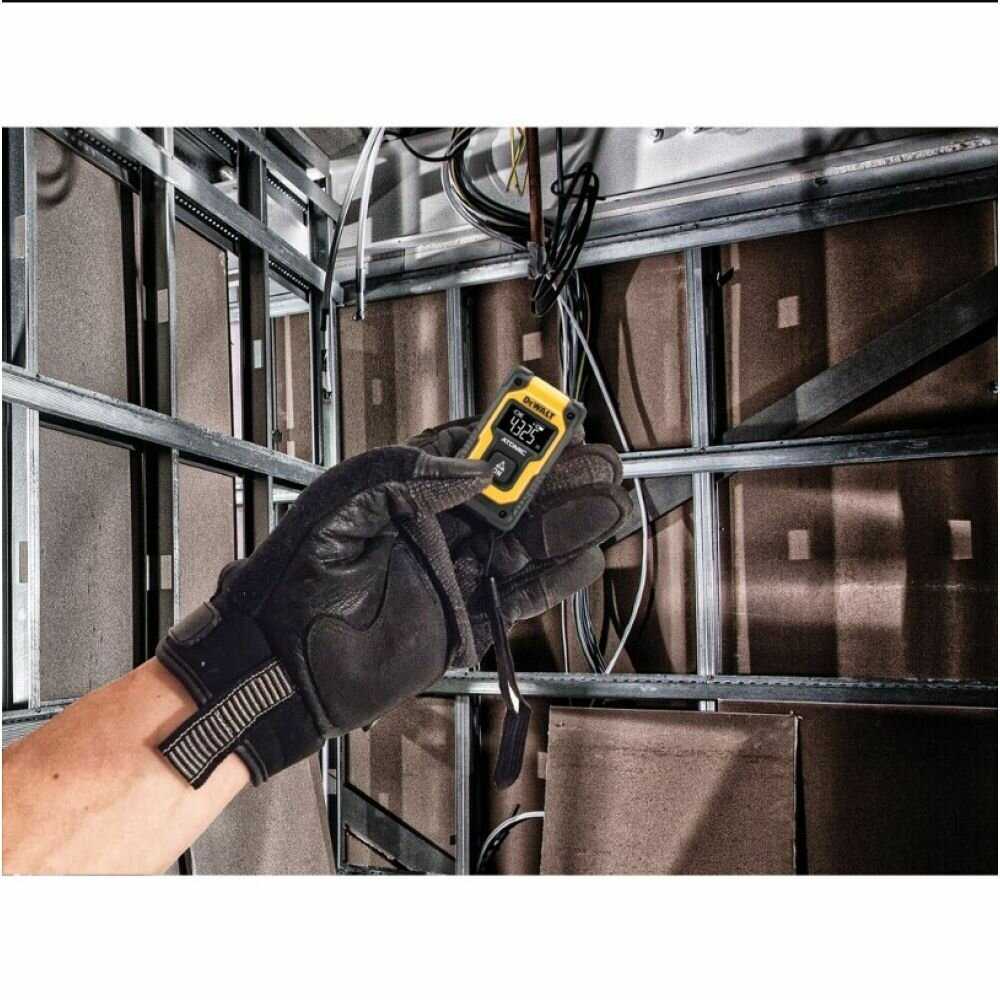 Аккумуляторный лазерный дальномер DEWALT Лазерный дальномер (DW055PL) фотография 6