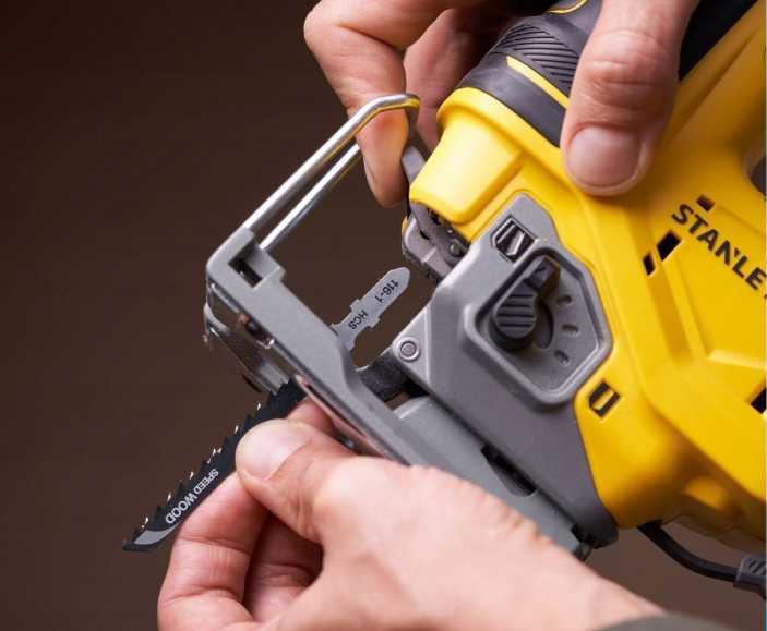 Лобзик Stanley Fatmax FMC650B-XJ фотография 13
