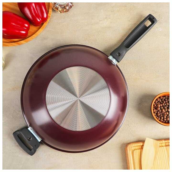 Сковорода ВОК Кружево, диаметр 28 см, с двумя съемными ручками фотография 7