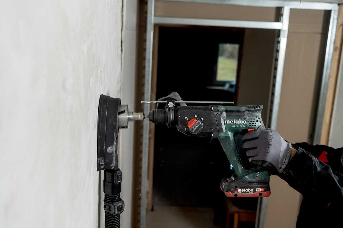 Аккумуляторный перфоратор Metabo KH 18 LTX 24 (T0523) фотография 2