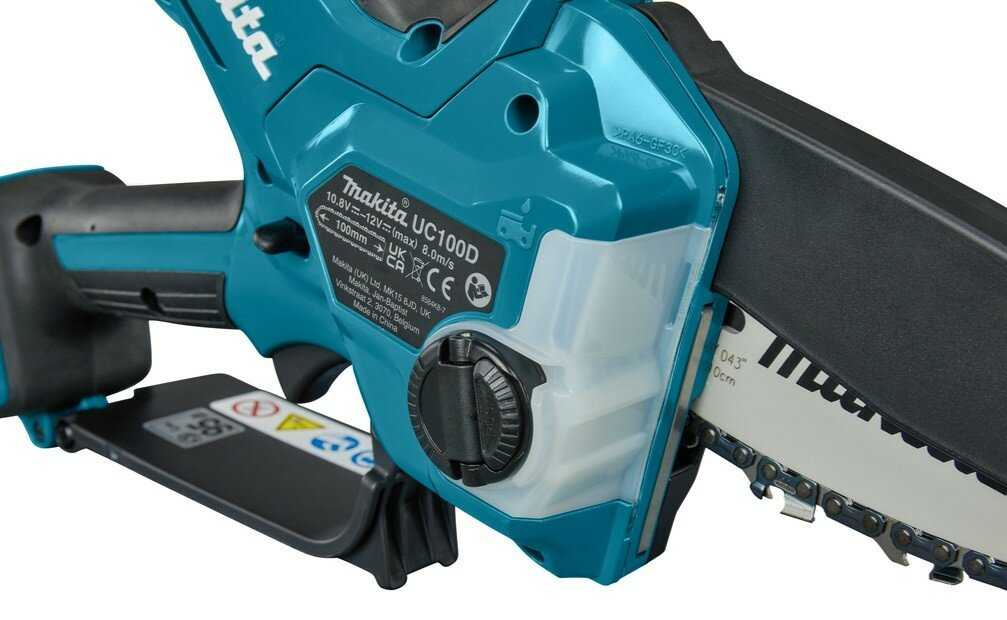 Пила цепная аккумуляторная Makita UC100DZ фотография 4