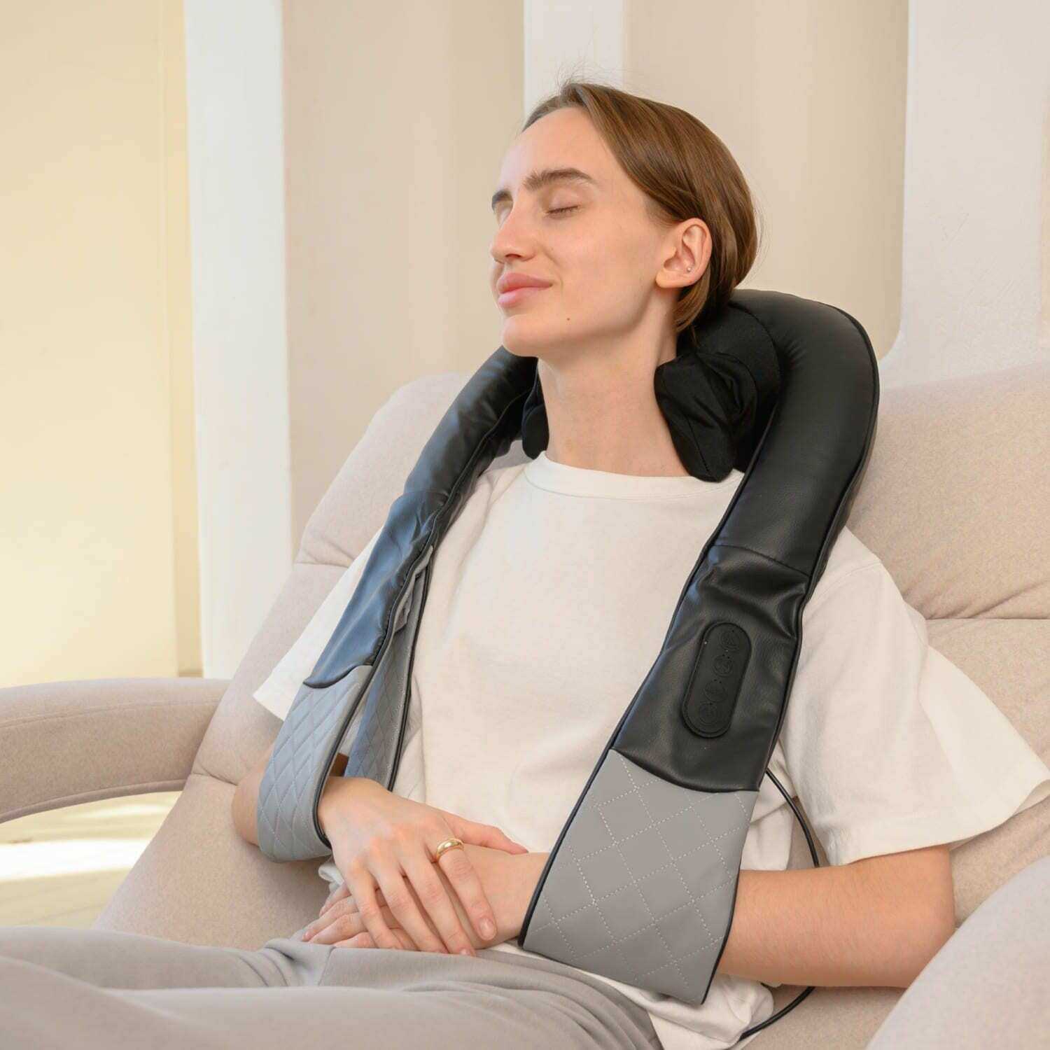 Массажер медицинский Legenda Массажер для шеи и плеч фотография 11