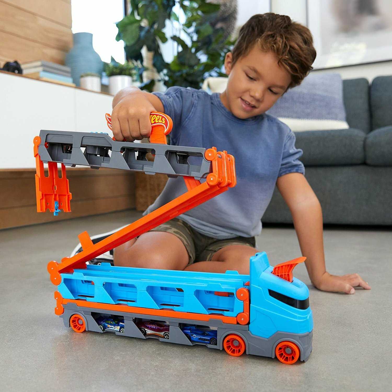 Трек Hot Wheels Сити Грузовик-автотрек (GVG37) фотография 11