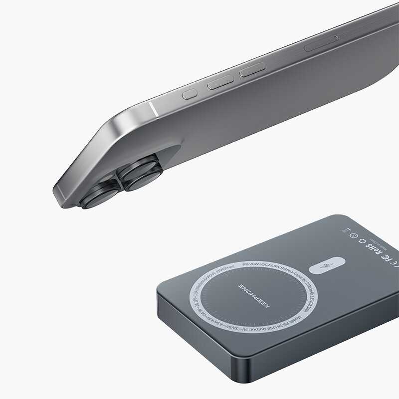 Внешний аккумулятор Keephone PB-30 Ultra Fast Pad (PB-30) фотография 6