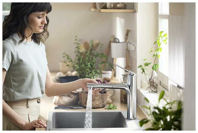 Кухонный смеситель Hansgrohe Zesis M33 2jet для кухни 160мм с вытяжным душем sBox lite [74804670] фотография 9
