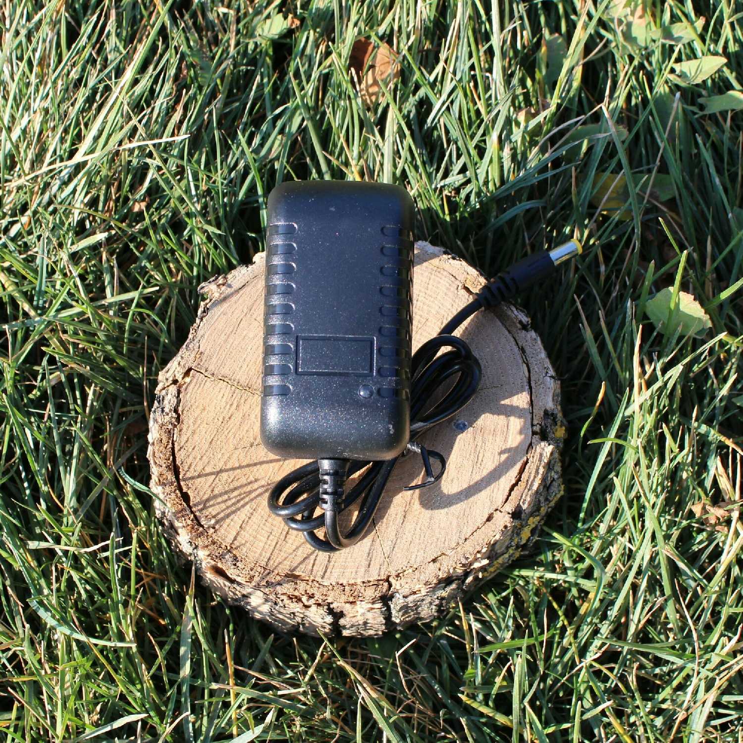 Зарядное устройство Xtrancia фотография 2