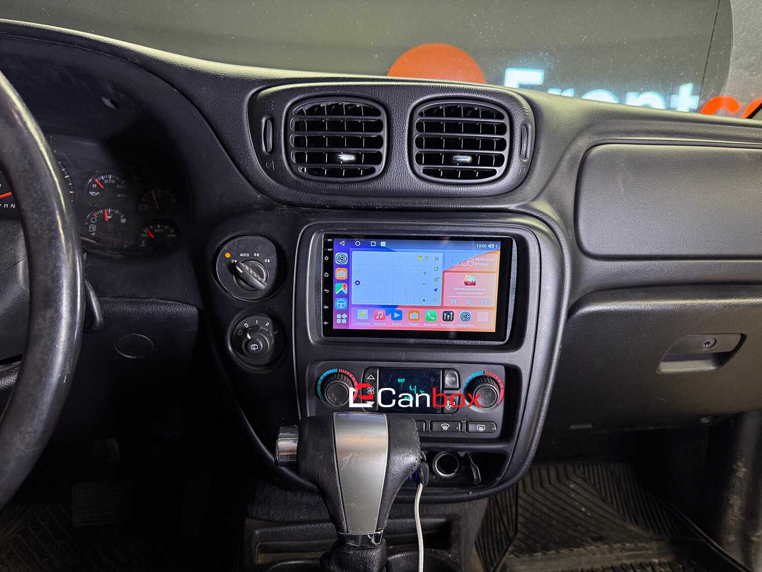 Магнитола GMC Canbox M-Line (9863-RP-11-533-457) фотография 1