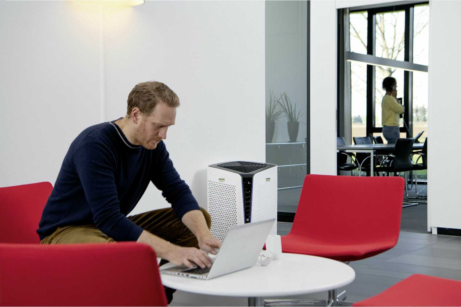 Очиститель воздуха KARCHER AF 100 (H13) фотография 15