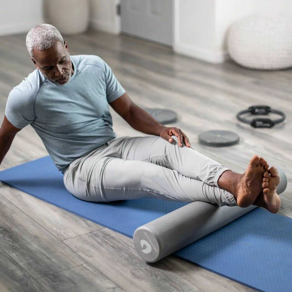 Массажный ролик (валик) BALANCED BODY Blue Roller фотография 10