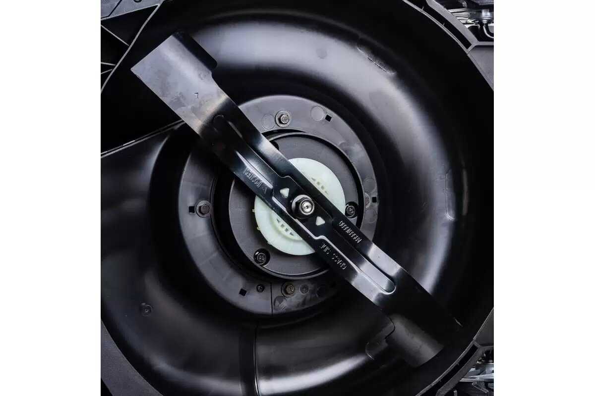 Газонокосилка Worx Nitro (WG749E) фотография 28
