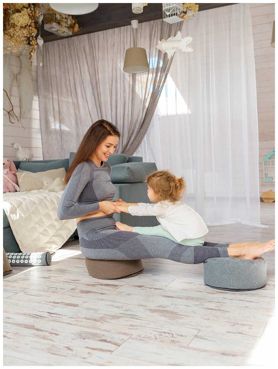 Подушка для йоги медитации BIO-TEXTILES Болстер круглый 33*16 с лузгой гречихи массажная спортивная ортопедическая фотография 8