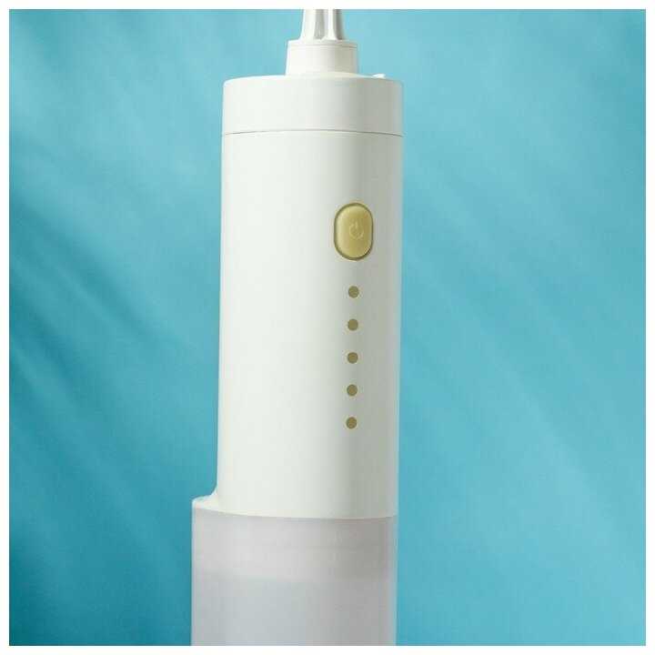 Luazon Home Ирригатор для полости рта LuazON LIR-02, портативный, 200 мл, 3 режима, 1 насадка, от USB фотография 9