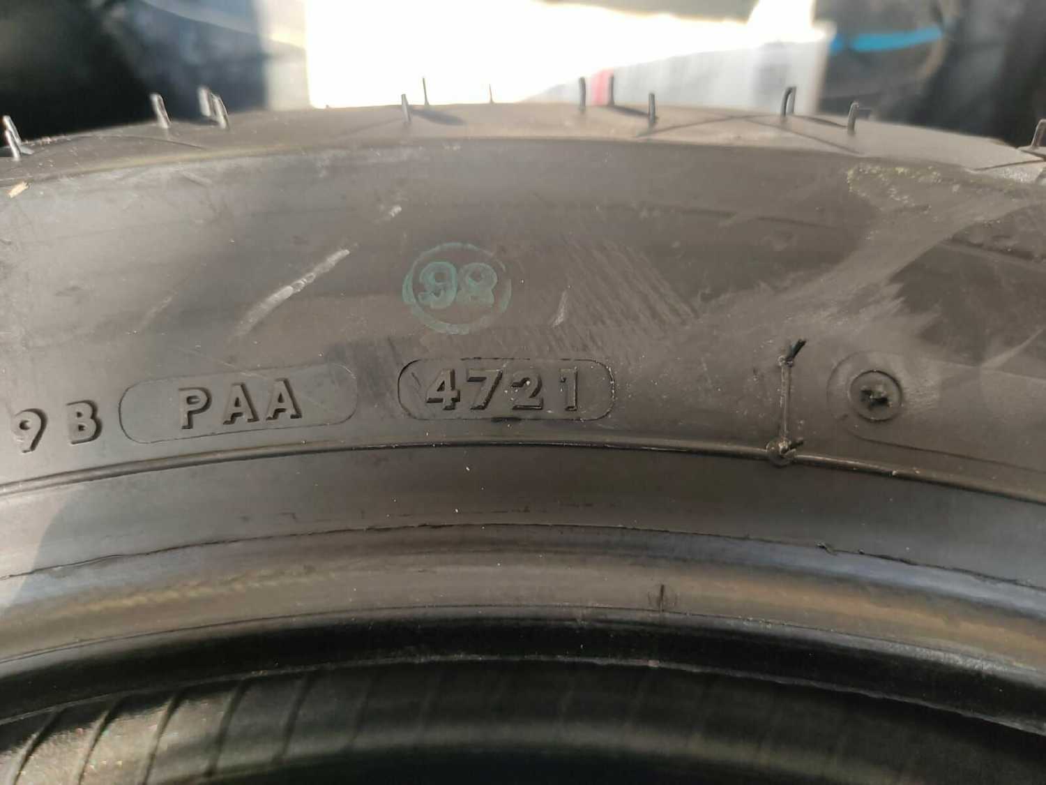 Мотошина / шина для мотоцикла Bridgestone H50 Battlecruise (140/75R17 69V) фотография 4